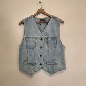 Quality denim vest